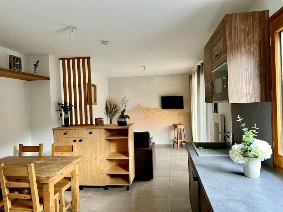 Studio A La Montagne Saint-Jean-de-Sixt Luaran gambar